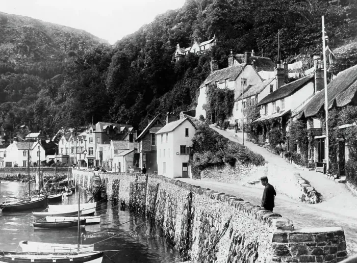 Framed Print : Lynmouth Harbour, Devon, 1924 Framed Print : Lynmouth Harbour, Devon, 1924