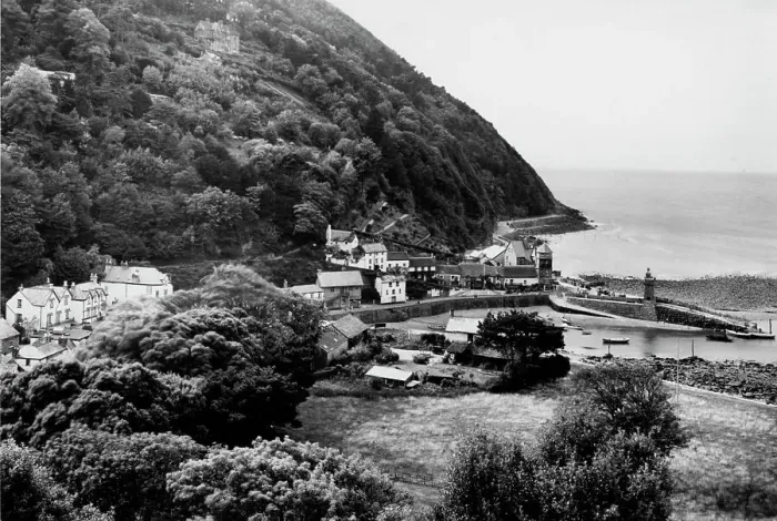 Framed Print : Lynmouth Harbour, Devon, September 1934