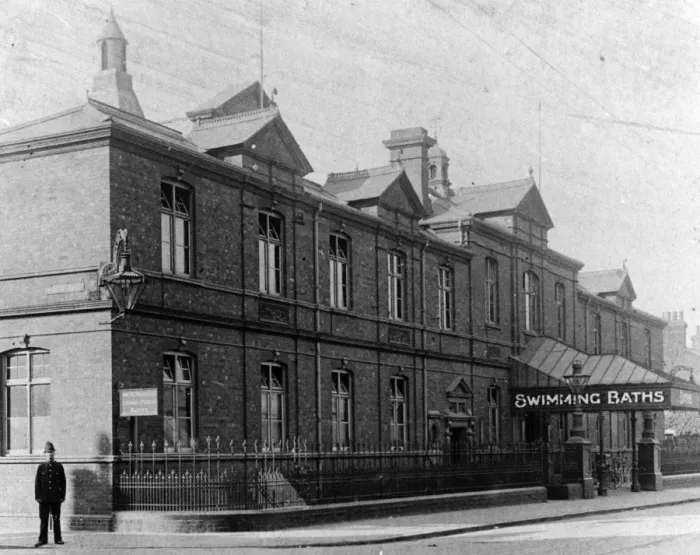 Framed Print : Medical Fund Society, Milton Road c1910