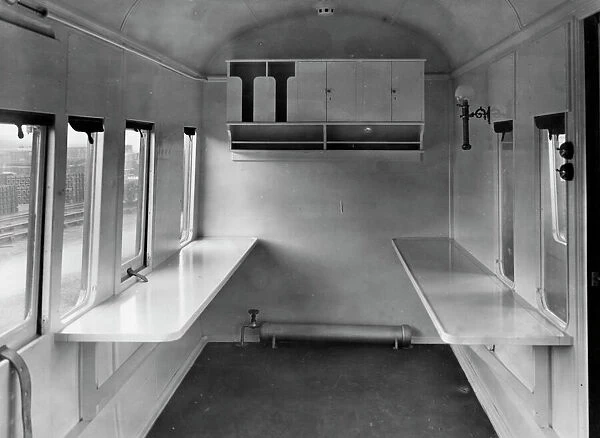 Mess room of No.16 Ambulance train, March 1915