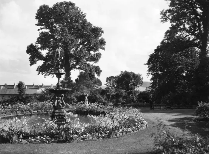 Framed Print : Morrab Gardens, Penzance, c. 1934