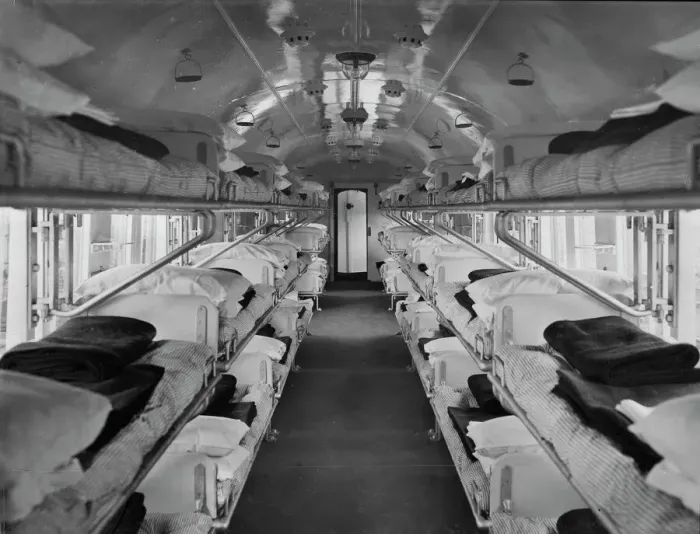 Framed Print : No. 16 ambulance train ward carriage, April 1915 Framed Print : No. 16 ambulance train ward carriage, April 1915