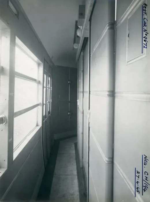 Framed Print : No. 9672 Composite Restaurant Carriage Corridor, 1945