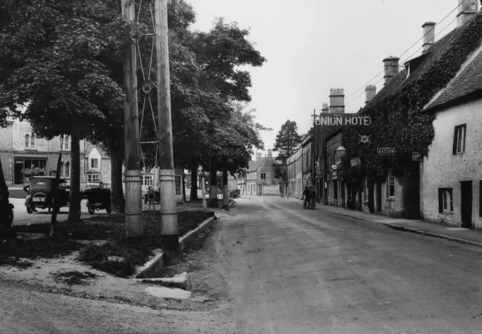 Framed Print : Northleach, June 1930 Framed Print : Northleach, June 1930