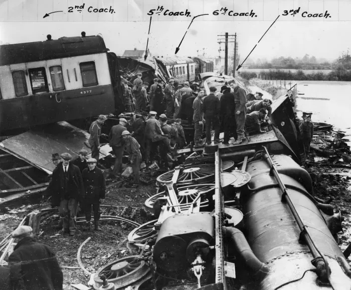 Framed Print : Norton Fitzwarren train crash, 1940