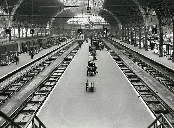 Paddington Station, Platforms 4 & 5, 1967