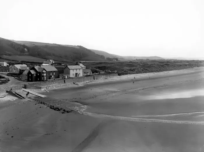 Framed Print : Pendine Sands, South Wales, September 1924