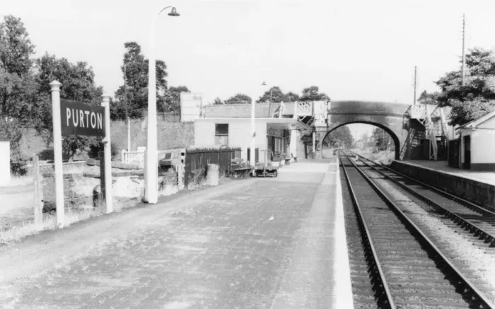 Framed Print : Purton Station, looking towards Swindon Framed Print : Purton Station, looking towards Swindon