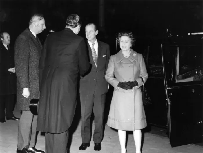 Framed Print : The Queen & Prince Philip at Liverpool Street Station, 21st March 1978 Framed Print : The Queen & Prince Philip at Liverpool Street Station, 21st March 1978