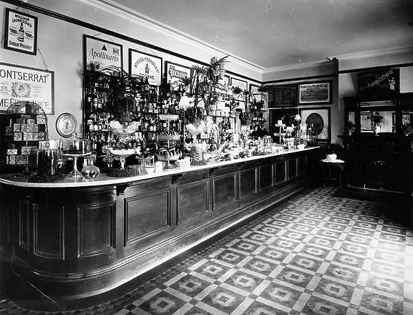 Reading Station Refreshment Room c. 1914