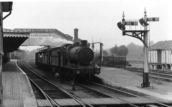 Ross on Wye Station. The position from which this photograph was taken