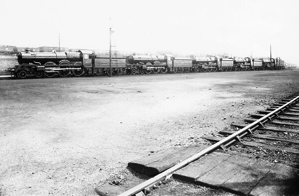 Row of 5 Castle Class Locomotives