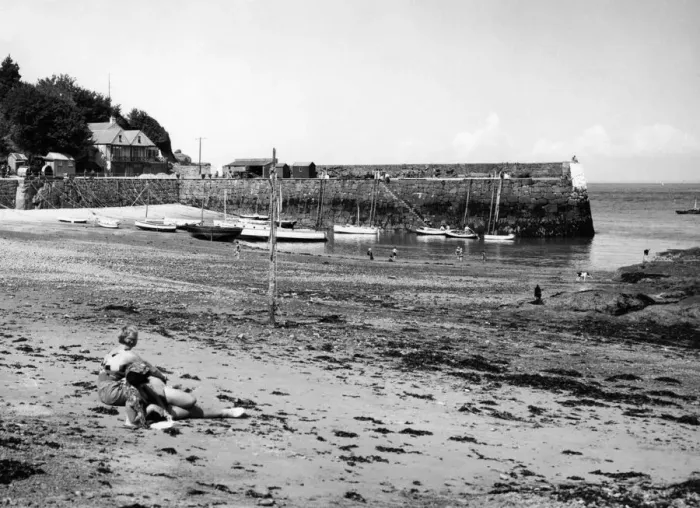 Framed Print : Rozel Harbour, Jersey, c. 1920s