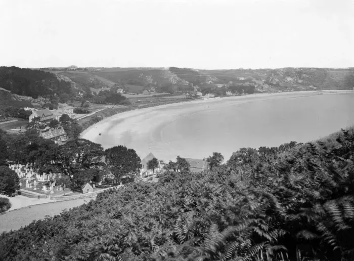 Framed Print : St Brelades Bay, Jersey, June 1925