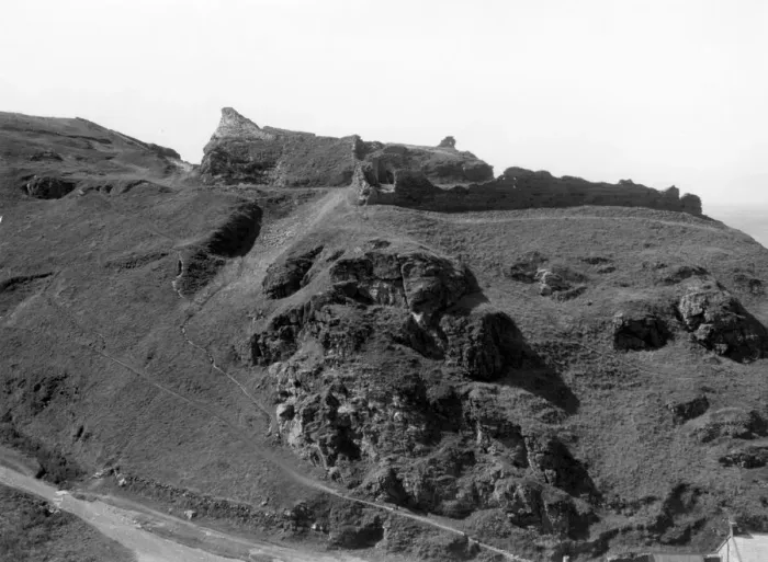 Framed Print : Tintagel Castle, Cornwall, August 1927 Framed Print : Tintagel Castle, Cornwall, August 1927
