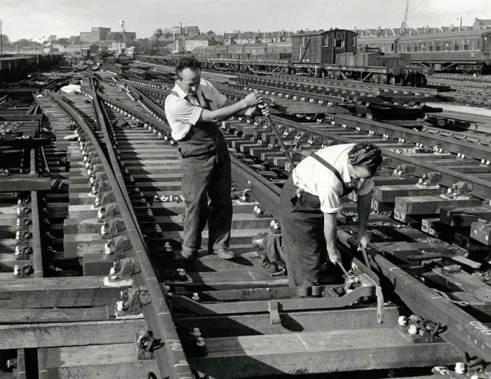 Framed Print : Track Renewal at Paddington Station, 1967