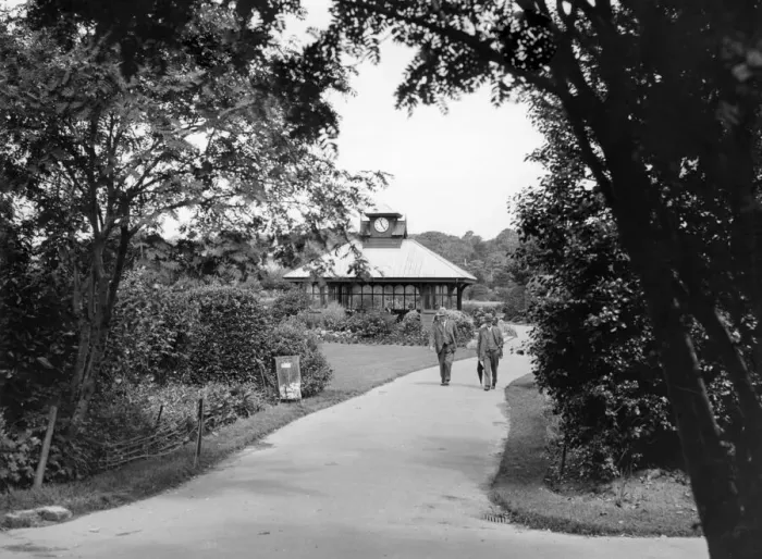 Framed Print : Victoria Park, Bideford, Devon, c. 1930s