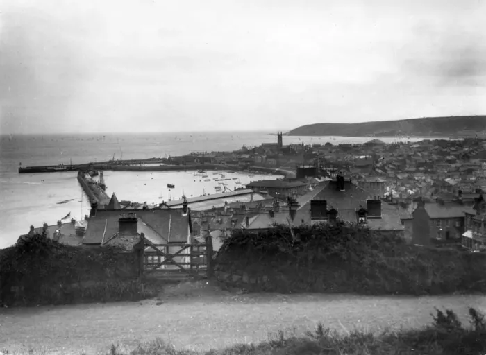 Framed Print : View Over Penzance, c. 1938 Framed Print : View Over Penzance, c. 1938