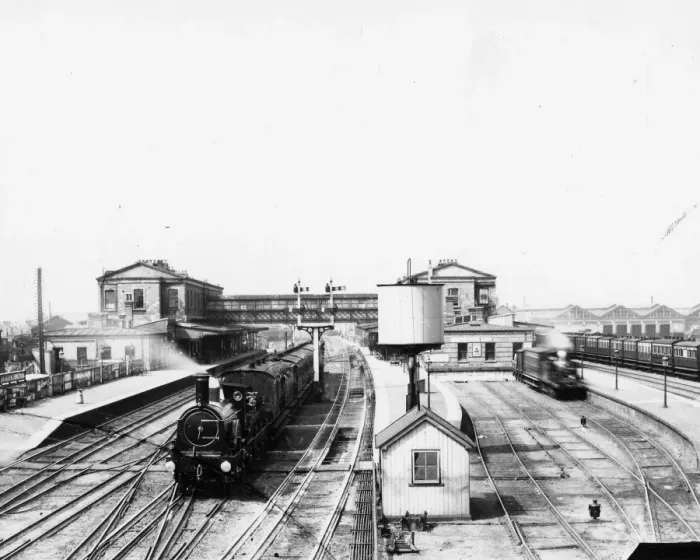 Framed Print : View of Swindon Station, c. 1890s