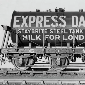 3000 Gallon Milk Tank, No. 2596 for Express Dairy