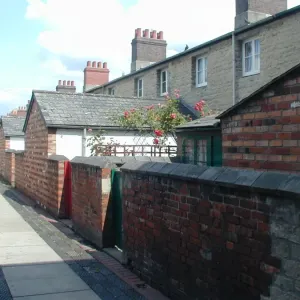 Back ally of Faringdon Road cottages - present day Back ally of Faringdon Road cottages - present day