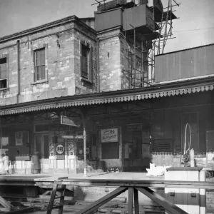 Anti-aircraft platform at Swindon Station c. 1940 Anti-aircraft platform at Swindon Station c. 1940