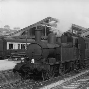 Autotrain departing from Weymouth Station, Dorset, 1947