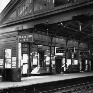 Banbury Station, Oxfordshire, c. 1936