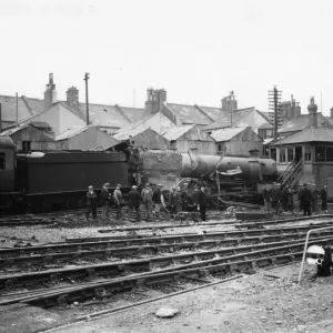 Bomb damage to Bowden Hall locomotive at Keyham Station, 1941 Bomb damage to Bowden Hall locomotive at Keyham Station, 1941