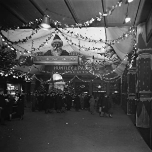 Christmas Decorations at Paddington Station, December 1935