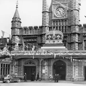 Decorations at Bristol Temple Meads for Queens Visit, 1956