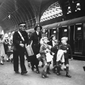 Evacuees at Paddington Station in 1939