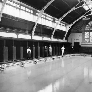 Female swimmers at the GWR Medical Fund Society small swimming baths (Milton Rd), c1900