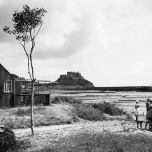 Gorey & Mont Orgueil Castle, Jersey, c. 1920s