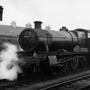 Grange Class locomotive, no. 6864, Dymock Grange at Oxford, 1958