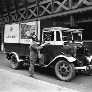 GWR parcel van converted into an ambulance, 1940