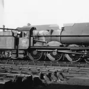 Hall Class locomotive No. 5951, Clyffe Hall