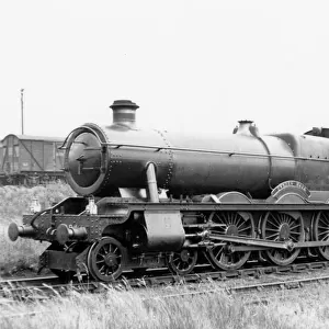 Hall Class locomotive, No. 6984, Owsden Hall