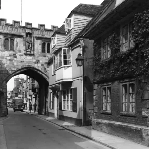 High Street Gate, Salisbury, May 1947 High Street Gate, Salisbury, May 1947