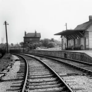 Wiltshire Stations Framed Print Collection: Highworth Station