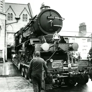 King Geoge V outside the old Swindon Railway Museum, March 1992 King Geoge V outside the old Swindon Railway Museum, March 1992