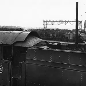 Locomotive 4096, Highclere Castle with its wartime black out screen, c. 1940