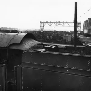 Locomotive 4096, Highclere Castle with its wartime black out screen, c. 1940