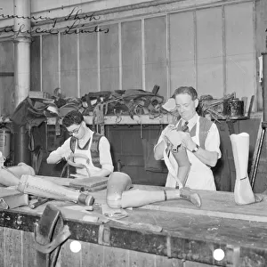 Making artificial limbs, No 9 Shop, 1953