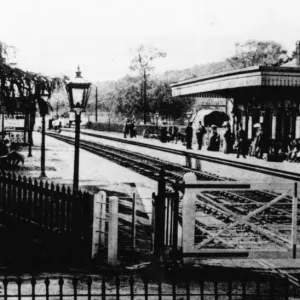 Berkshire Stations Framed Print Collection: Midgham Station