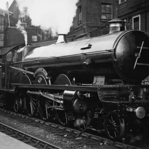 No. 111, The Great Bear at Paddington Station, c. 1910