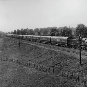 No. 16 Ambulance train at Rushy Platt, Swindon 1915