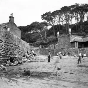 Readymoney Cove, Fowey, July 1947