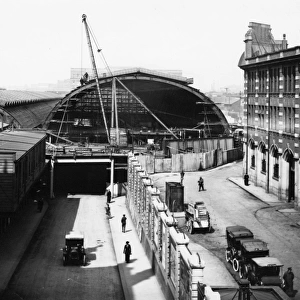 Rebuilding work at Paddington Station, 1916