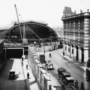 Rebuilding work at Paddington Station, 1916